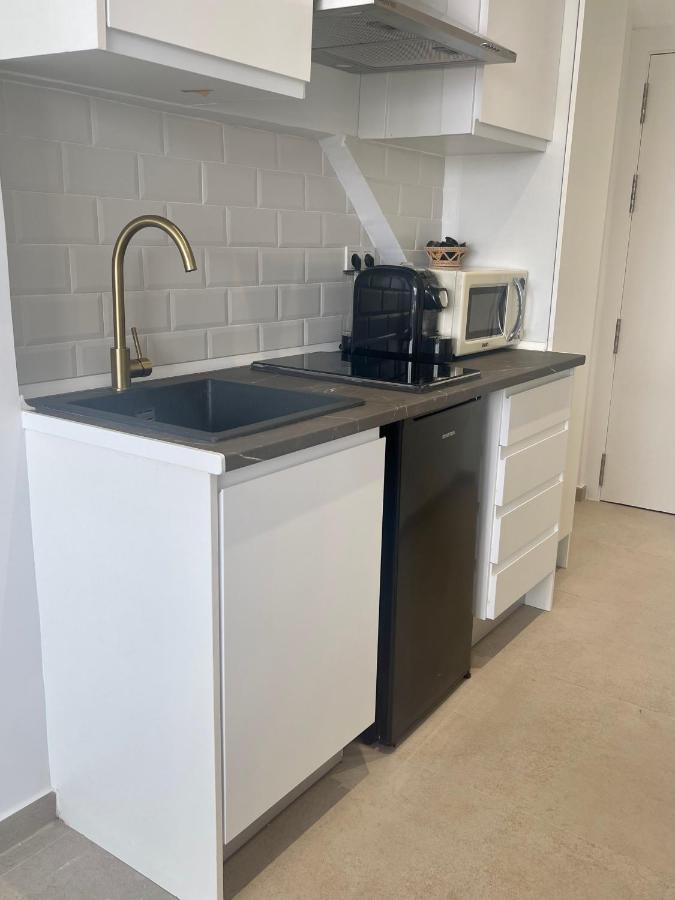 Sky Views Studio In City Centre Аликанте Екстериор снимка