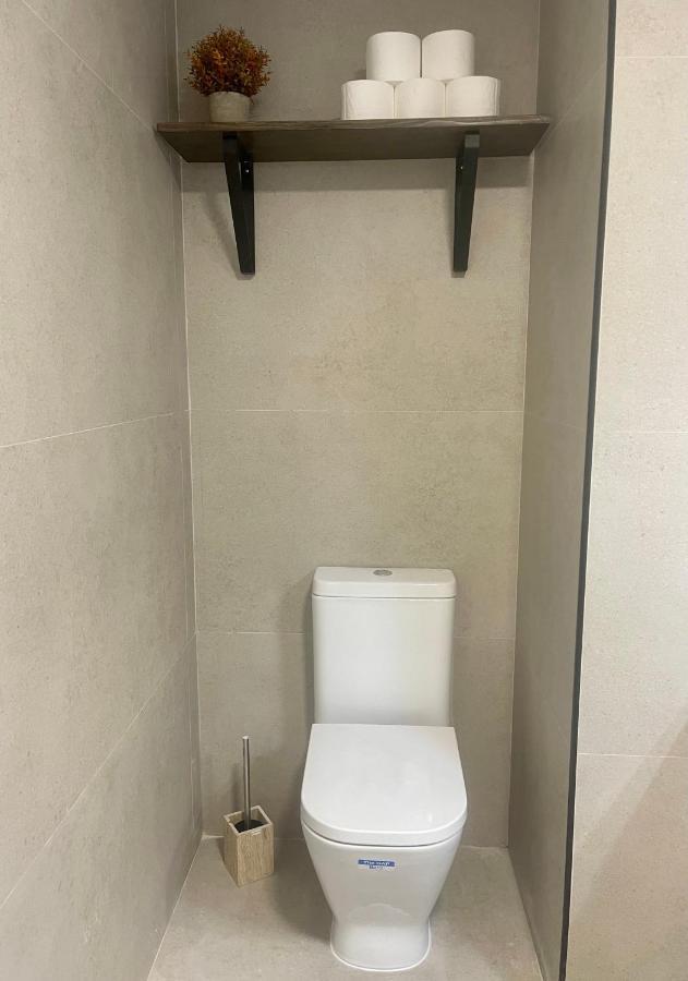 Sky Views Studio In City Centre Аликанте Екстериор снимка